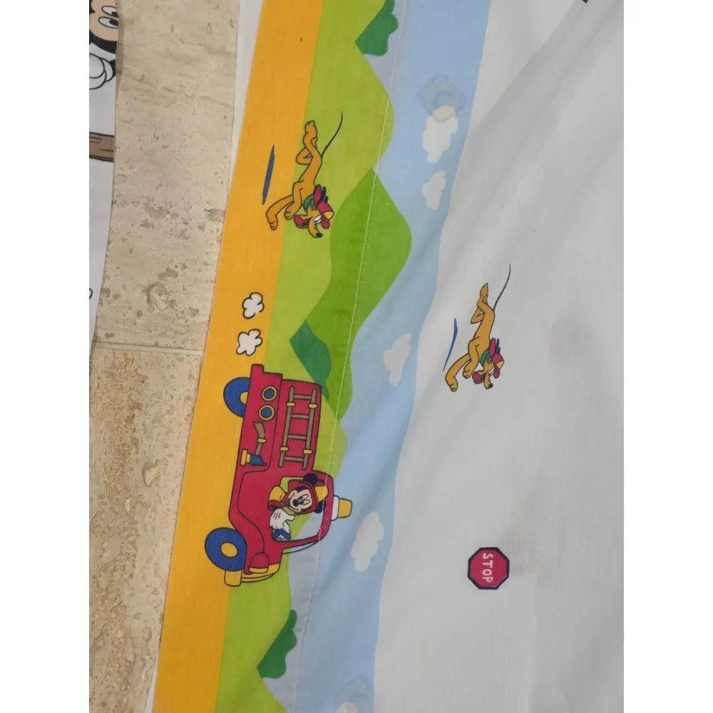 7 pc Set Disney Mickey Mouse Clubhouse Hanging Around Fitted Flat Pillowcases‎